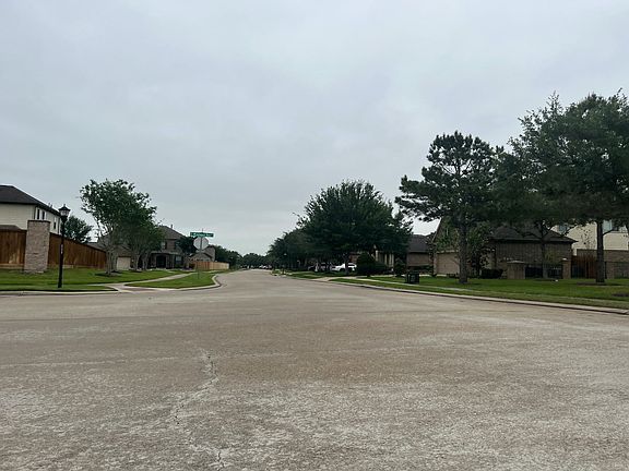 5th image of 13104 Southern Manor Dr