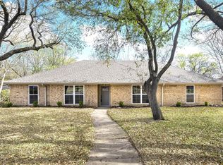 3830 Larkin Ln, Garland, TX 75043