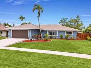 986 Cherry Lane, Wellington, FL 33414