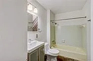 5332 Balcones Dr #D — Photo 4