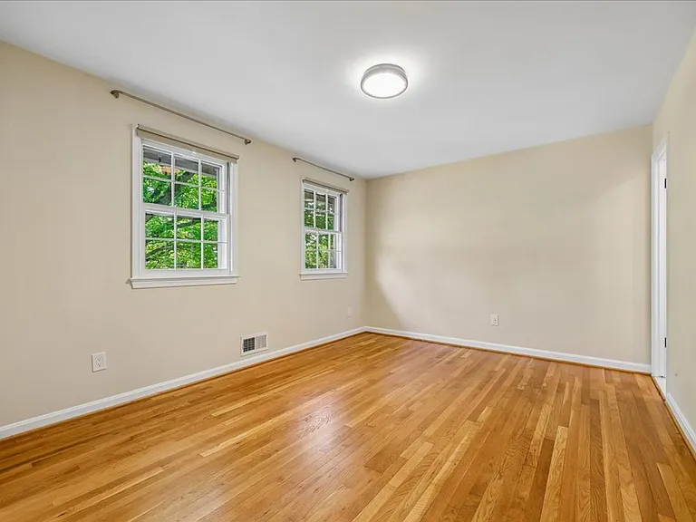 11506 Stonewood Ln — Photo 25