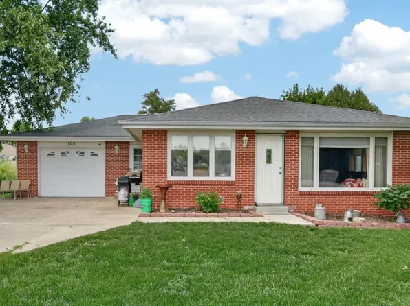 100 Vermeer Rd, Pella, IA 50219