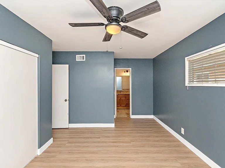 7757 La Mesa Way — Photo 18