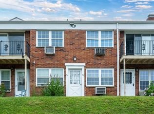 5 Colonial Rd APT 55, Beacon, NY 12508