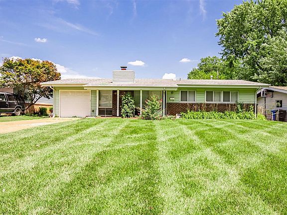 2nd image of 440 Allen Dr