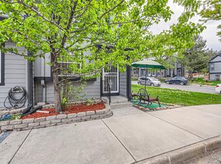 1950 Newland Ct, Lakewood, CO 80214