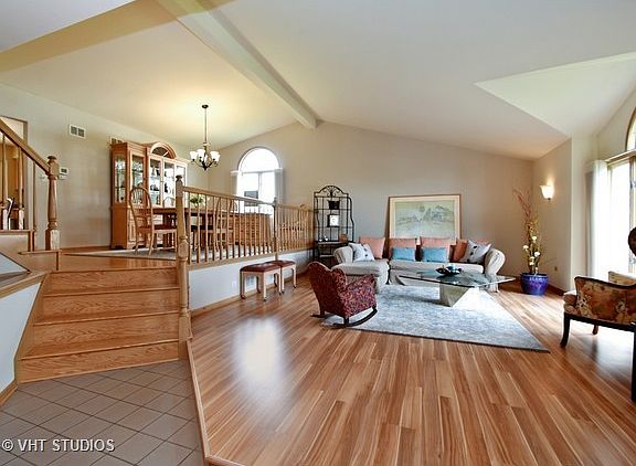 3rd image of 8307 Aster Ln