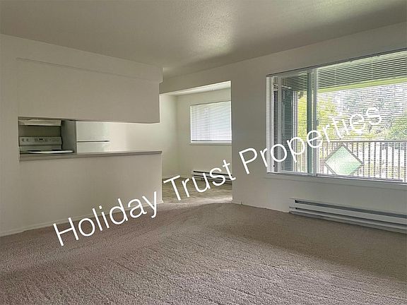 2nd image of 301 Lee St SW #23