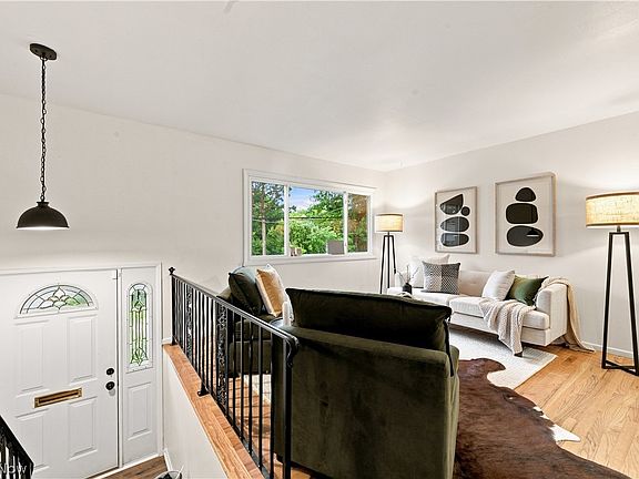 2nd image of 2871 Tod Ave NW