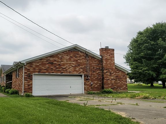 2nd image of 180 Emerald Dr