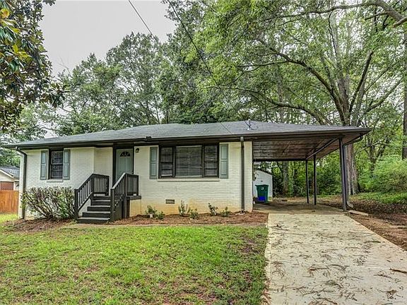 3rd image of 2204 Trailwood Dr SE