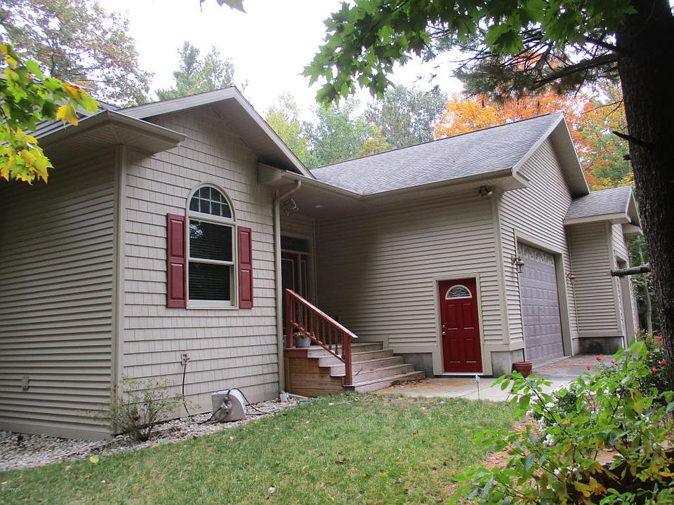 1st image of 1824 N Jebavy Dr