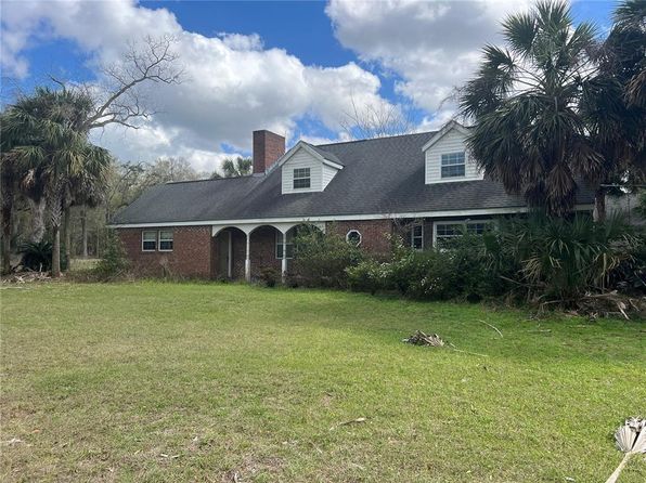 6766 264th St, Branford, FL 32008