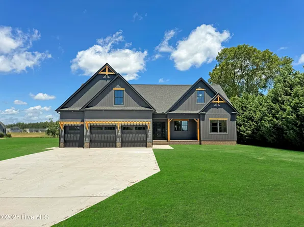 2224 Yawl Street, Elizabeth City, NC 27909