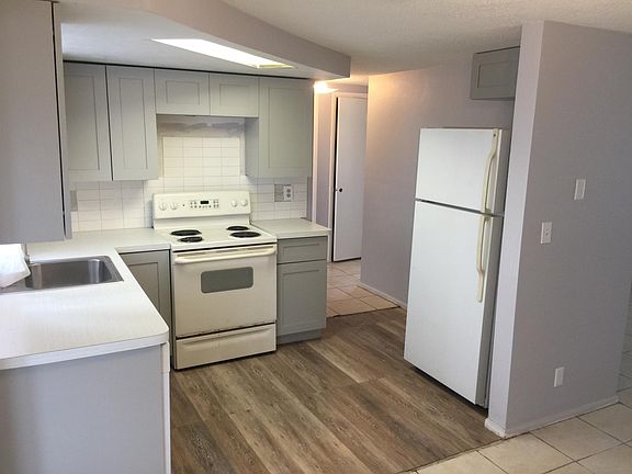 2nd image of 3209 Bright Dr