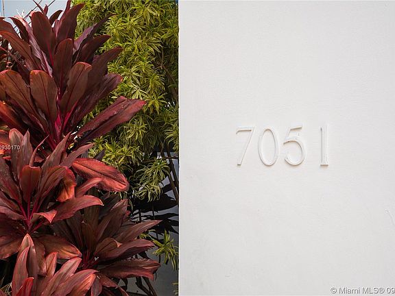 4th image of 7051 Mira Flores Ave