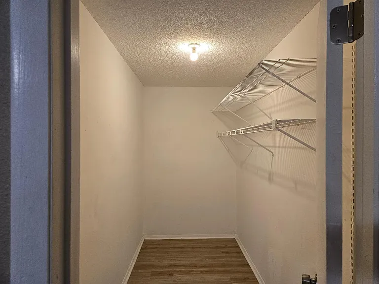 1560 7th Ave — Photo 3