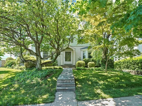 55 Iroquois Road, Yonkers, NY 10710