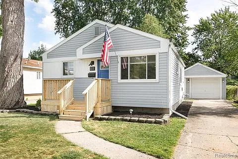 111 W Granet Ave
