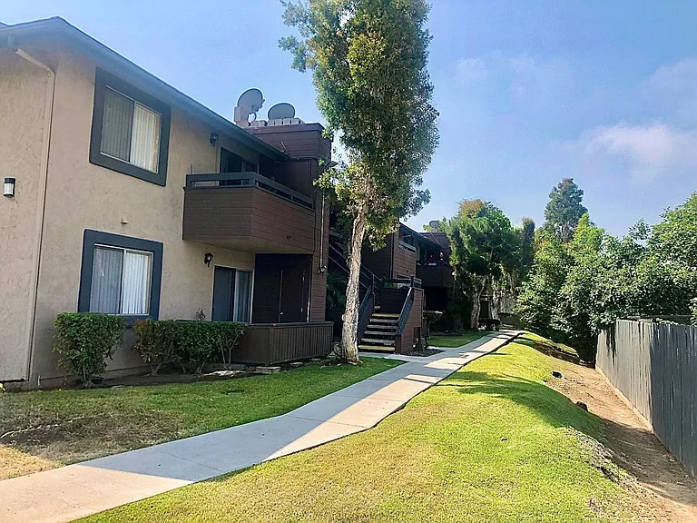 Villa Hermosa Apartments — Photo 7