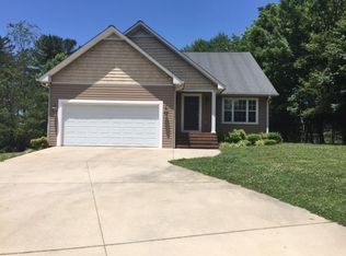 1231 Crescent Dr, Cookeville, TN 38501