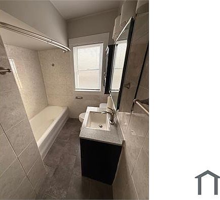 2nd image of 1827 W 103rd St