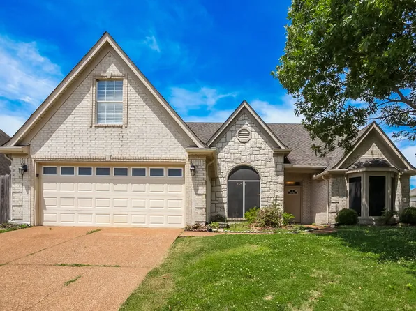 1531 Carlton Ridge Dr, Cordova, TN 38016
