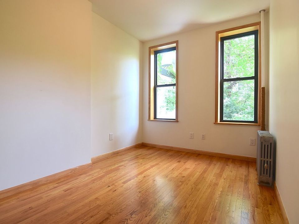 1st image of 315 Bleecker St #1A