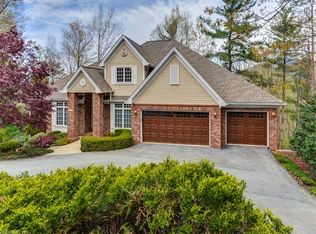 307 Blakewood Ct, Asheville, NC 28803