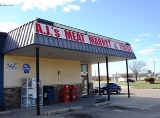 8950 E Howard City Edmore Rd, Vestaburg, MI 48891