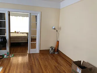 Rented by Zikos Realty Services