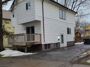 10 Quamina Dr, Rochester, NY 14605