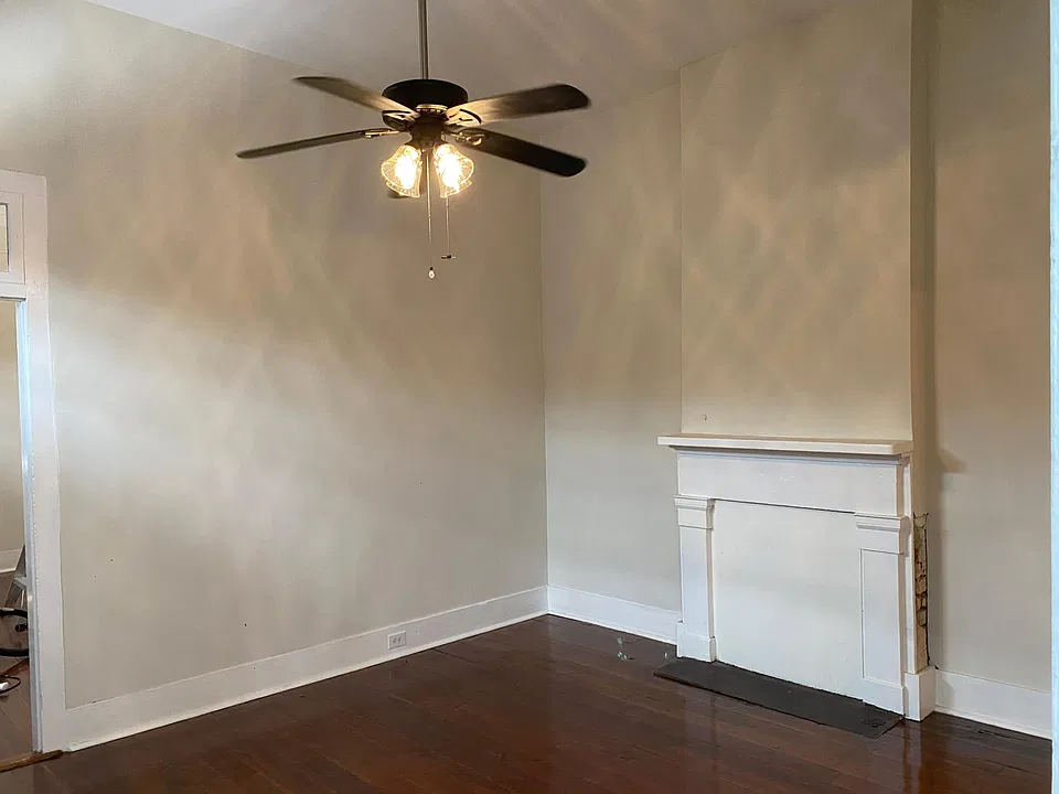Bedroom, alt view