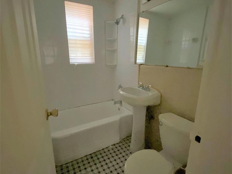 1st image of 6 Galveston St SW APT 103