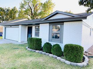 709 N Willow Branch Way, Mustang, OK 73064