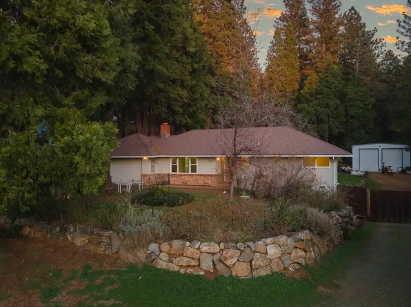 2893 Prouty Ln, Camino, CA 95709