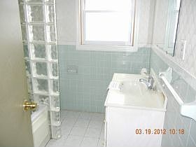 4th image of 819 Cloverlawn Blvd
