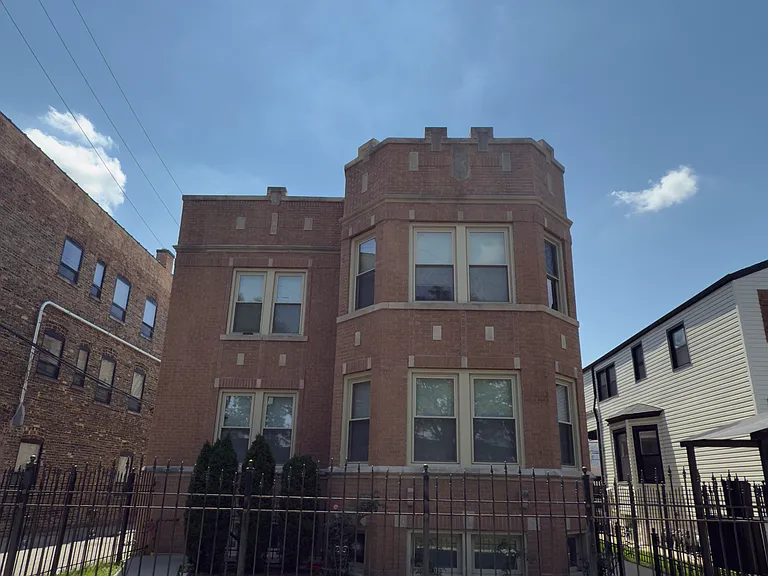 5121 W Agatite Ave #2E — Photo 1