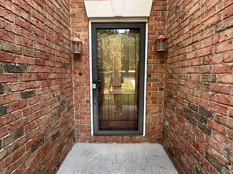499 Granite Point — Photo 2