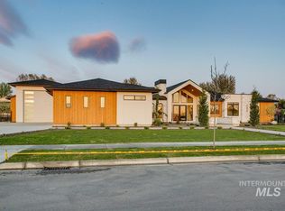 10205 Copperhead Ln, Caldwell, ID 83607