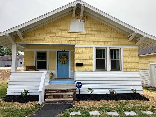 399 Garrett St Photo 1