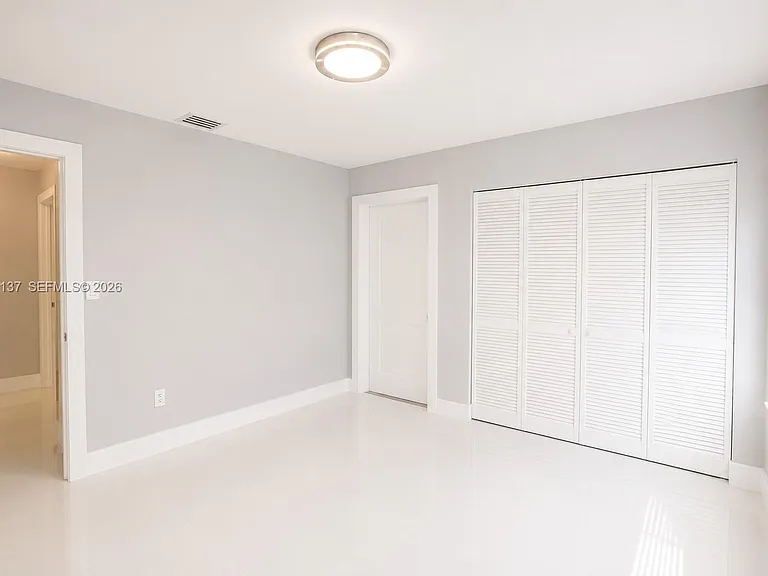 1104 SW 118th Ct #1104 — Photo 5