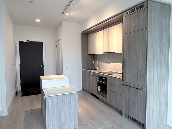 4th image of 6 Greenbriar Rd #222