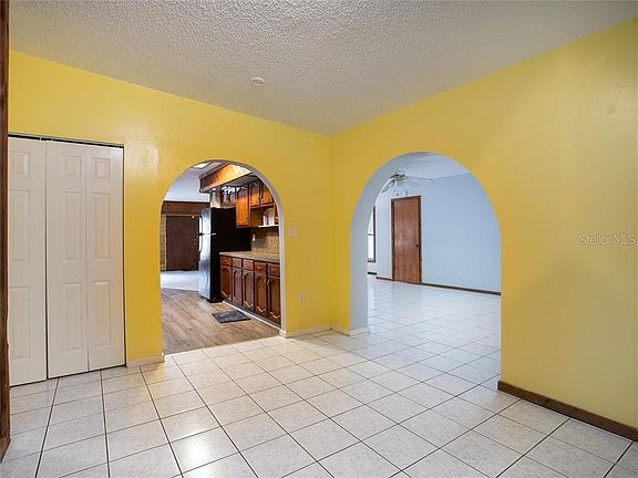 5th image of 775 Bearcreek Dr