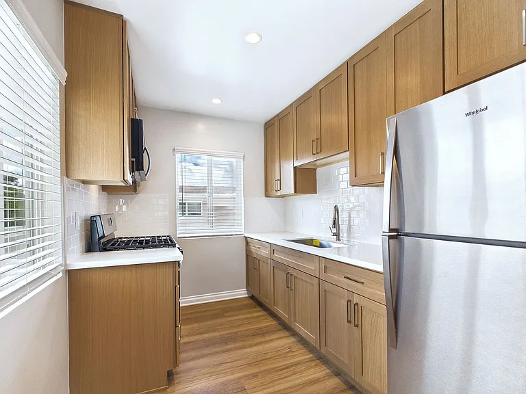 506-524 Parker Dr — Photo 9
