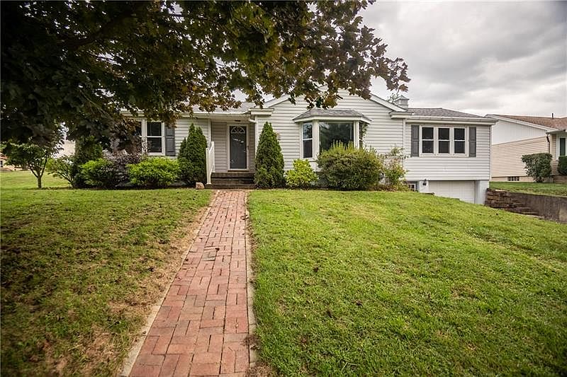 15 Oak Hill Dr, West Middlesex, PA 16159 Zillow