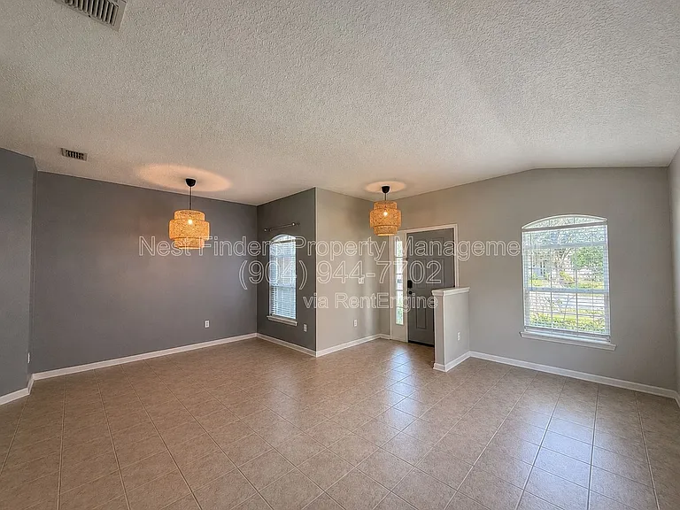14793 Falling Waters Dr — Photo 3