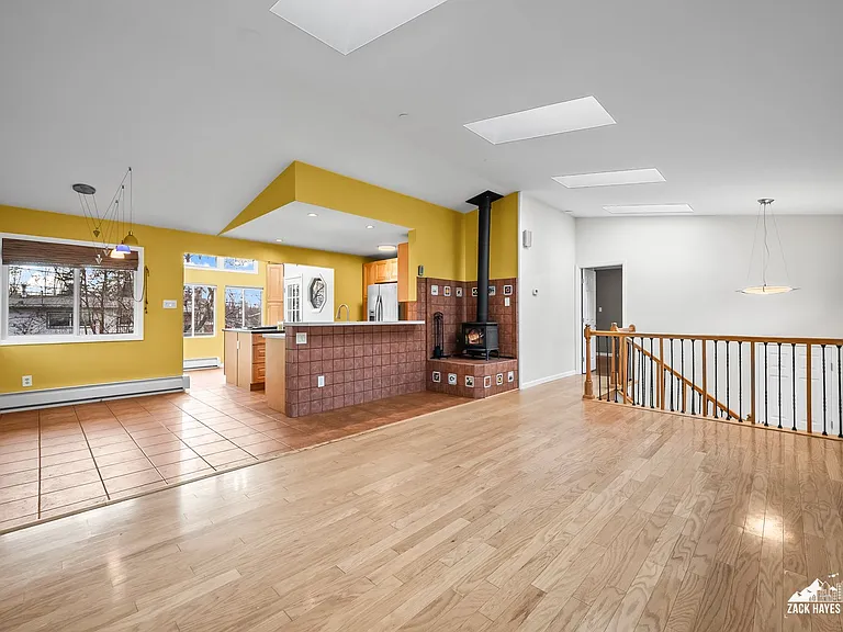 3868 Shannon Cir — Photo 15