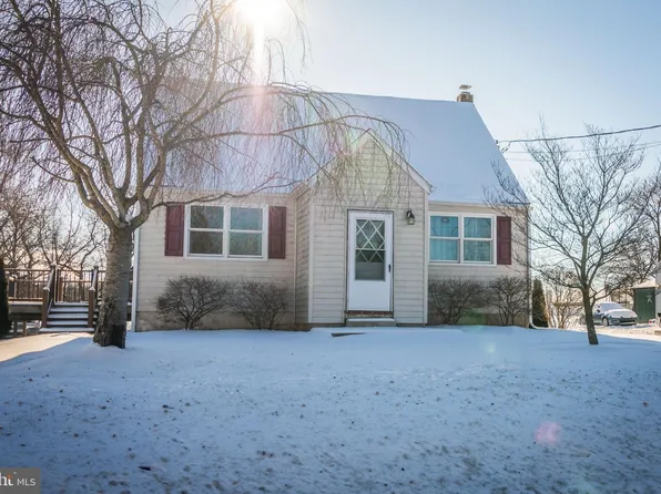 329 Colebrookdale Rd, Boyertown, PA 19512