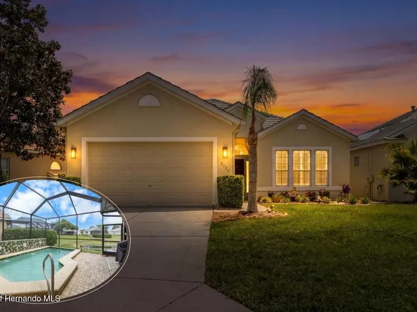 9020 Penelope Dr, Weeki Wachee, FL 34613